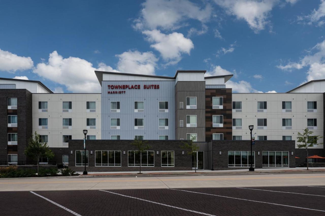 Towneplace Suites By Marriott Milwaukee Оук Крийк Екстериор снимка